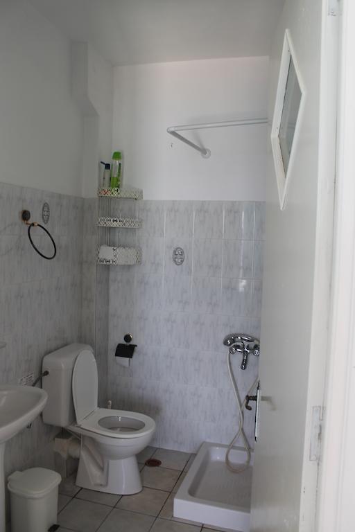 Apartment Elena Studios Tarti